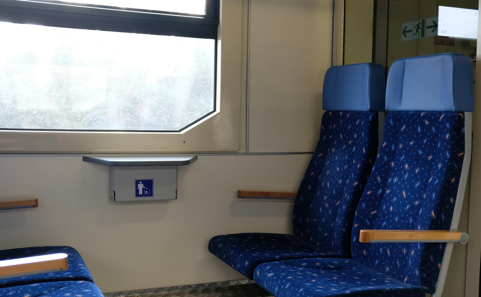 Restaurant and wine bar Train & Bus Seating